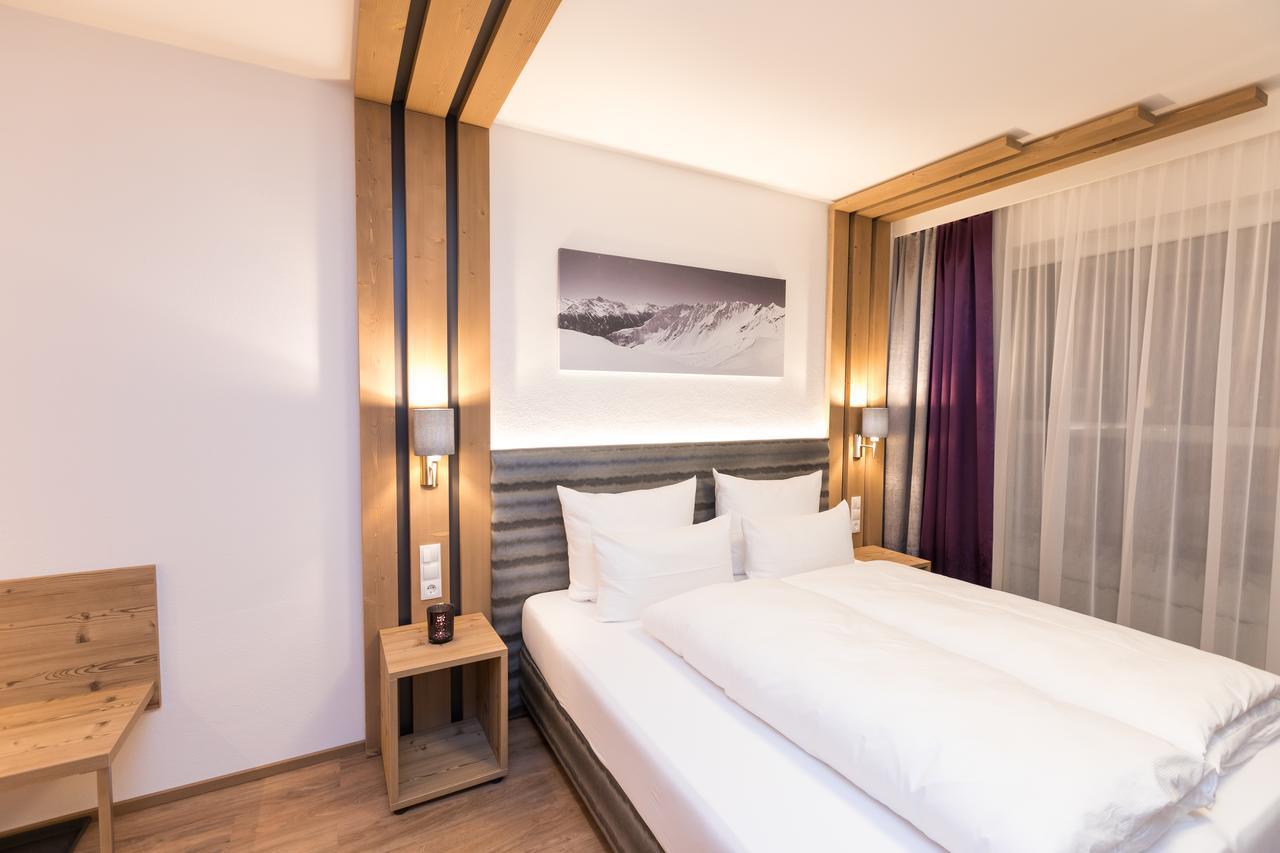 The Ischgl Lodge Bagian luar foto